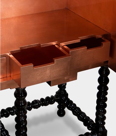 D. Manuel Luxury Cabinet
