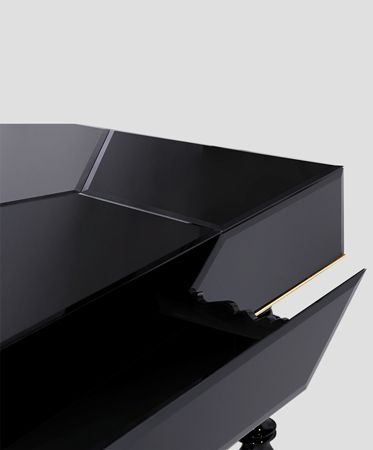 Manu Modern Desk