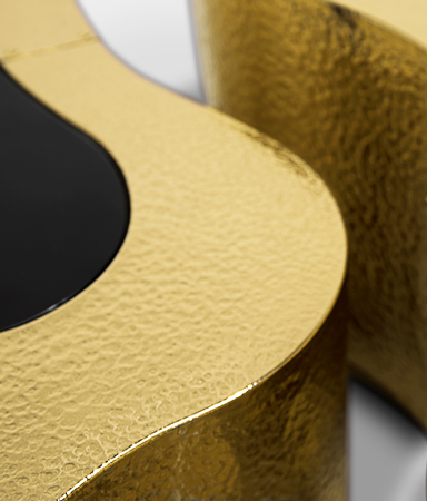 Wave Hammered Brass Luxury Center Table